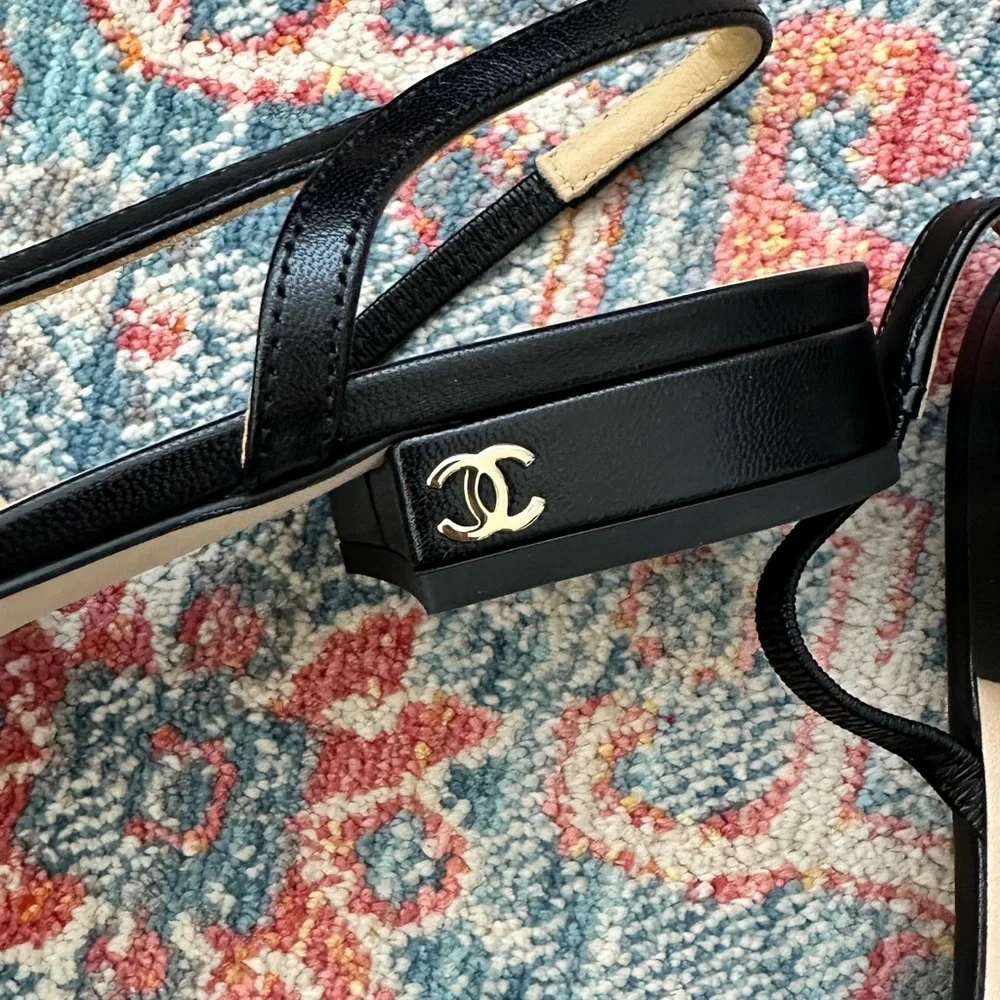 Chanel‎ coco flat sling backs